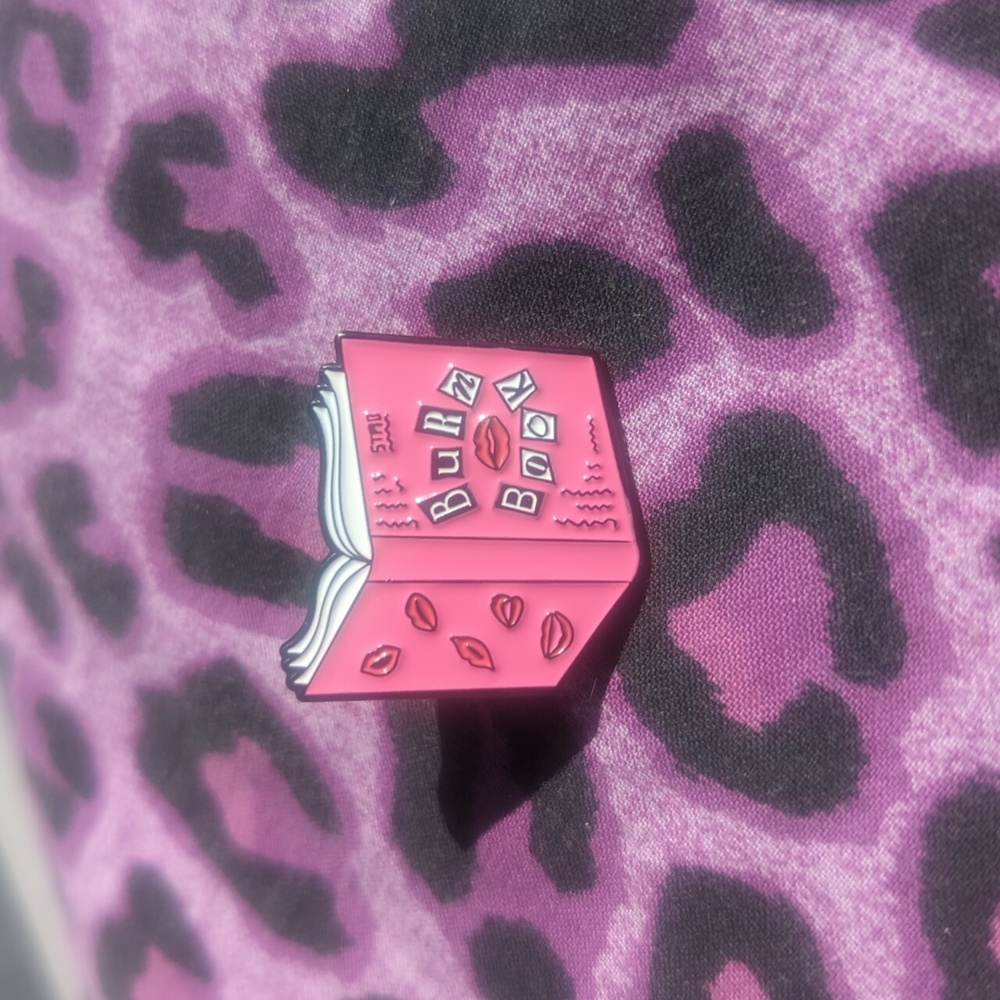 3/$30 🩷Mean Girls -The Burn Book -  Enamel Pins